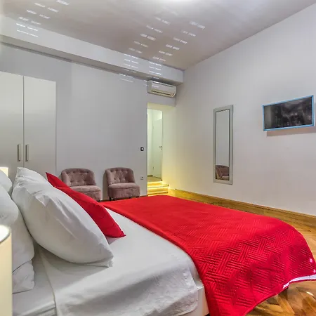 Affittacamere Urban Iii 4*